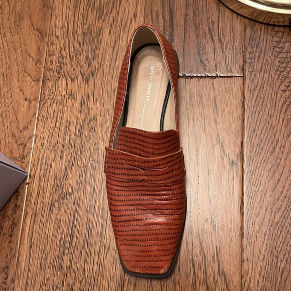 UPDATED with current photos🩶 Intentionally Blank loafers size 9 (EU 39) - Picture 14 of 16